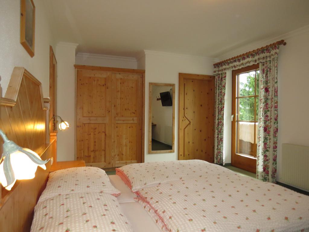 Dorfer Apartment *